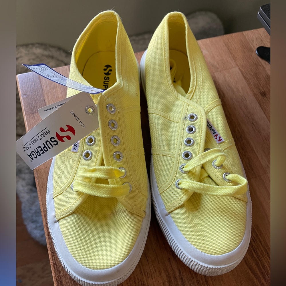 NWT Superga 2750 Cotu Classic in Limelight